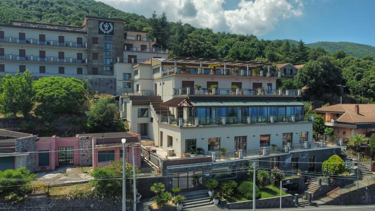 Hotel Primavera Dell'Etna Zafferana Etnea Exterior photo