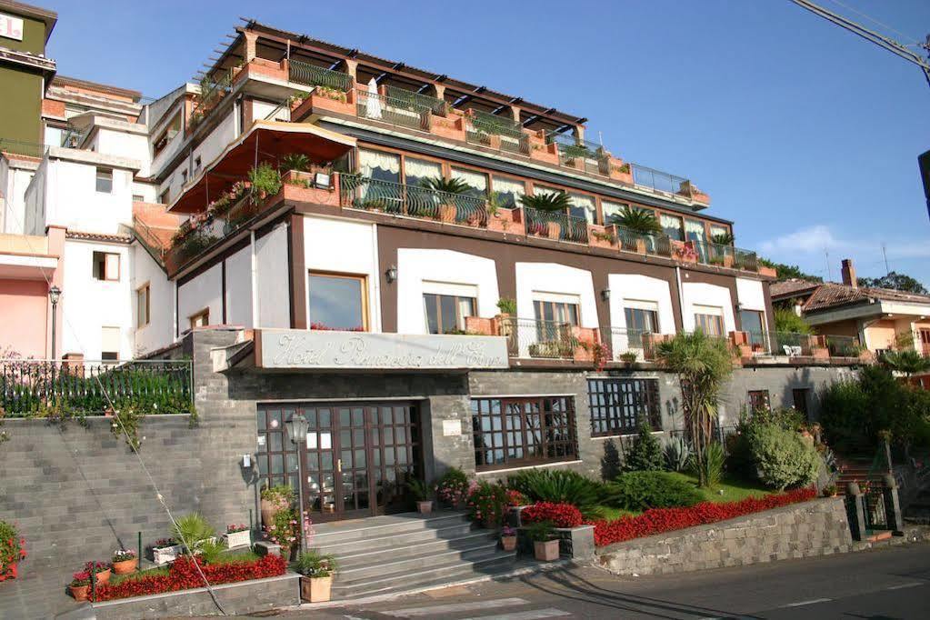 Hotel Primavera Dell'Etna Zafferana Etnea Exterior photo